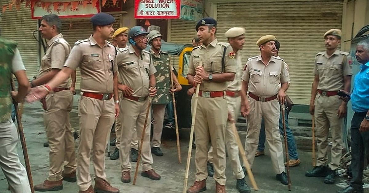 उदयपुर हत्याकांड में दो और लोग गिरफ्तार, जिले के एसपी, रेंज आईजी हटाए गए, आरोपी अजमेर जेल में शिफ्ट