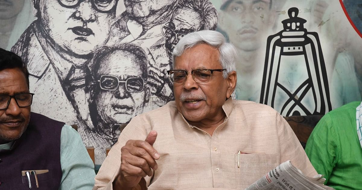 नीतीश कुमार और नरेंद्र मोदी के नाम पर कॉलोनियों का नामकरण अनैतिक: शिवानंद तिवारी