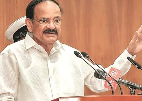 भारत में सभी वर्गों को मिलते हैं समान अवसर, धर्मनिरपेक्षता हमारे खून में है : उपराष्ट्रपति नायडू