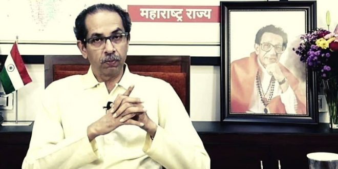 महाराष्ट्र में उद्धव को फिर लगा बड़ा झटका, ठाणे नगर निगम के 67 में 66 पार्षद शिंदे गुट में शामिल