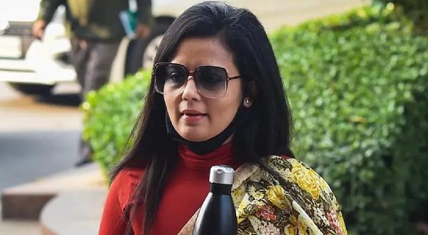मां काली विवाद : TMC सांसद महुआ मोइत्रा ने दी FIR दर्ज कराने की चुनौती, कहा- कोर्ट में मिलूंगी