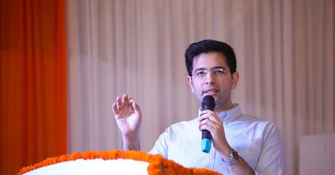 राघव चड्ढा को पंजाब सरकार के सलाहकार पैनल का अध्यक्ष बनाए जाने पर बवाल, हाईकोर्ट पहुंचा मामला